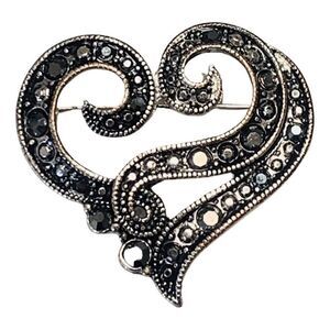 Women’s Silver Tone Open Heart Marcasite Shimmering Vintage Brooch Shawl pin